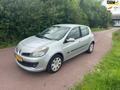 Renault Clio II