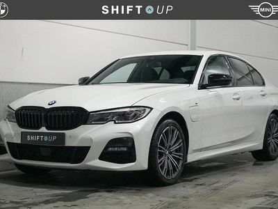Wit Gebruikt 2020 BMW 330e M Sport Sedan | € 29.940 (Iets duurder)