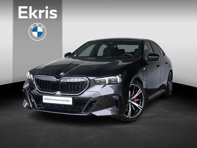 Zwart Occasion 2025 BMW 530e M Sport Sedan | € 64.900 (Eerlijke prijs)