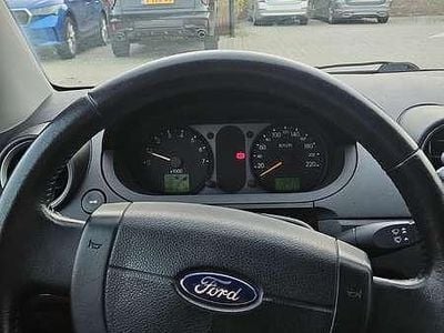 Grijs Gebruikt 2002 Ford Fiesta Hatchback | € 1.250 (Eerlijke prijs)