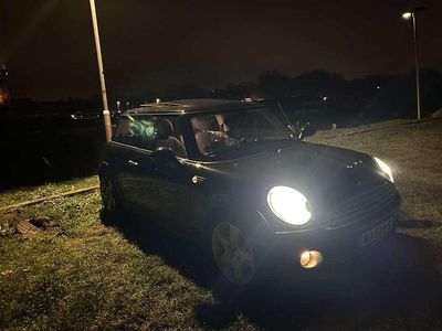 Zwart Gebruikt 2009 Mini Cooper Hatchback | € 5.500 (Iets duurder)
