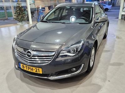 Grijs Gebruikt 2014 Opel Insignia Business Stationwagen | € 3.900