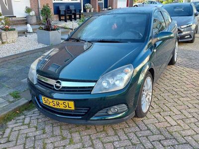 tweedehands Opel Astra GTC 1.8