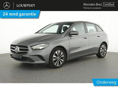 Grijs (metallic) Occasion 2021 Mercedes B250e MPV | € 28.945 (Eerlijke prijs)
