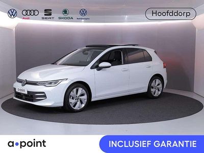 Wit Occasion 2024 VW Golf VIII Edition Hatchback | € 28.949 (Goede deal)