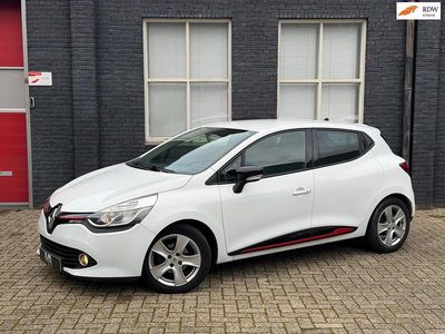 Wit Gebruikt 2014 Renault Clio IV Dynamique Hatchback | € 4.500 (Goede deal)