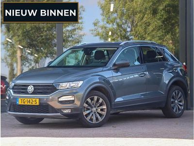 Grijs Gebruikt 2018 VW T-Roc Style SUV | € 13.900 (Iets duurder)