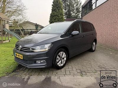 Occasion VW Touran Highline 150 PK (110 kW) 2017 Grijs MPV