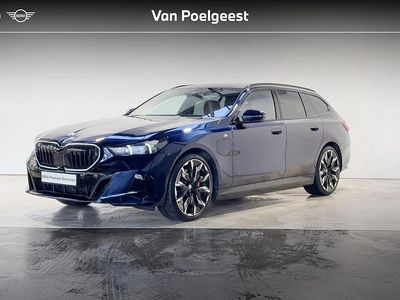 Blauw Occasion 2025 BMW 550e Comfort Edition Stationwagen | € 83.900