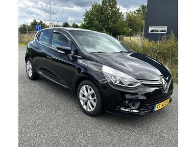 Zwart Occasion 2019 Renault Clio IV LIMITED Hatchback | € 9.550 (Eerlijke prijs)