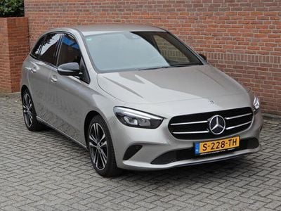 Mercedes B200