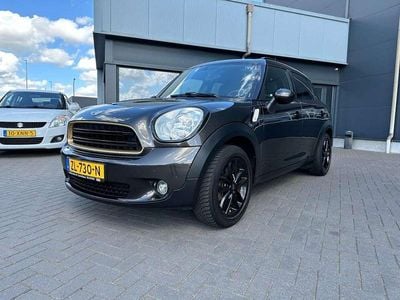 Bruin, metallic lak Gebruikt 2015 Mini Cooper D Countryman SUV | € 10.850