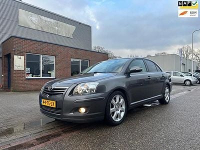 Occasion Toyota Avensis Executive 147 PK (108 kW) 2006 Grijs Sedan