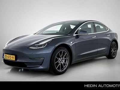 Grijs Occasion 2019 Tesla Model 3 Standard Range Sedan | € 15.550 (Eerlijke prijs)