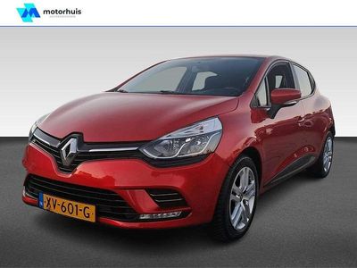 Rood (metallic) Occasion 2019 Renault Clio IV Zen Hatchback | € 8.995 (Eerlijke prijs)