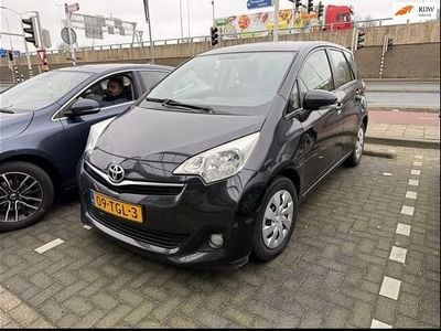 Occasion Toyota Verso-S 99 PK (72 kW) 2012 Zwart MPV