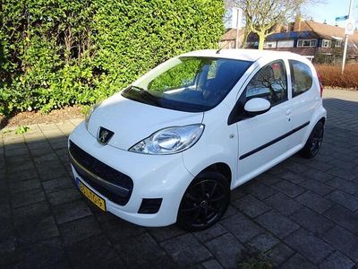 Occasion Peugeot 107 68 PK (50 kW) 2010 Wit Hatchback