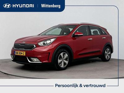 Rood Gebruikt 2016 Kia Niro First Edition SUV | € 15.900 (Eerlijke prijs)
