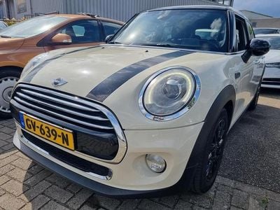 Wit Gebruikt 2015 Mini Cooper Chili Hatchback | € 12.995 (Goede deal)
