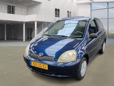 Blauw Occasion 2002 Toyota Yaris Hatchback | € 2.850 (Eerlijke prijs)