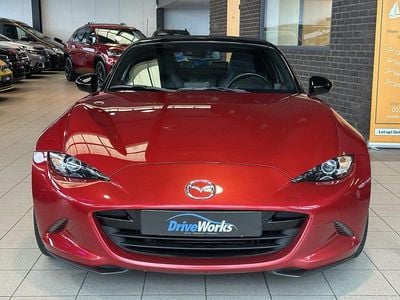 Rood (metallic) Occasion 2016 Mazda MX5 Cabriolet | € 18.949 (Goede deal)