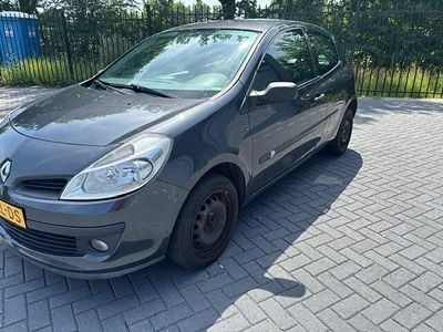 Renault Clio II