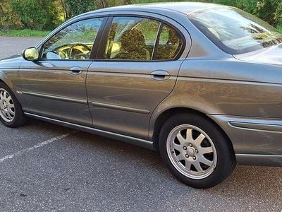Jaguar X-type