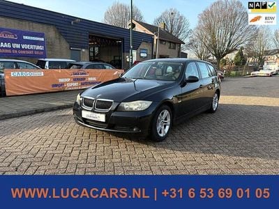 Zwart Occasion 2008 BMW 318 Stationwagen | € 1.995 (Super prijs)