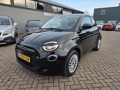 Zwart Gebruikt 2023 Fiat 500e Hatchback | € 16.750 (Goede deal)