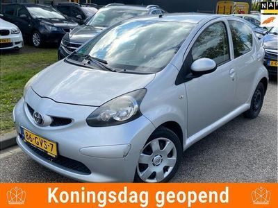 tweedehands Toyota Aygo 1.0-12V + versnellings bak kapot auto rijd wel