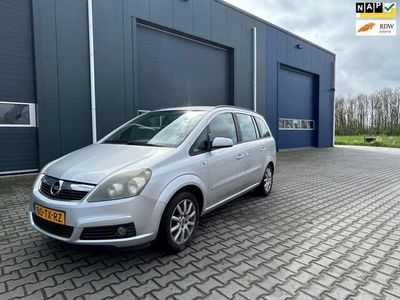 tweedehands Opel Zafira 1.6 Temptation airco 7-personen