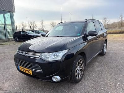 Zwart Occasion 2013 Mitsubishi Outlander Instyle SUV | € 5.995 (Duur)