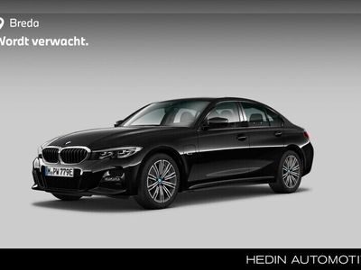 BMW 330e