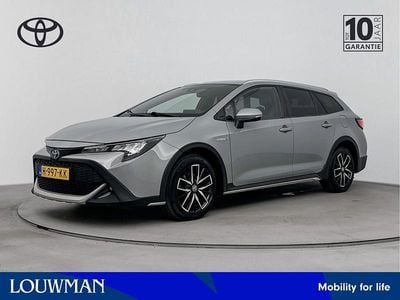 Grijs, metallic lak Gebruikt 2020 Toyota Corolla Edition Stationwagen | € 19.980 (Eerlijke prijs)