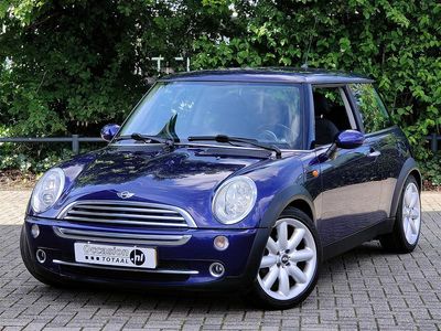 Paars Gebruikt 2005 Mini Cooper Pepper Hatchback | € 2.950 (Eerlijke prijs)