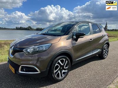 Bruin Gebruikt 2015 Renault Captur Expression SUV | € 8.450 (Eerlijke prijs)