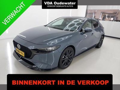 Grijs Occasion 2021 Mazda 3 Luxury Hatchback | € 18.900 (Eerlijke prijs)