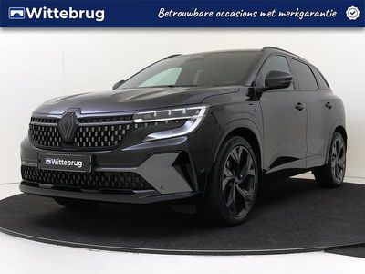 Zwart (metallic) Gebruikt 2023 Renault Austral Iconic SUV | € 33.925 (Eerlijke prijs)