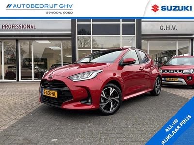 Rood Occasion 2024 Toyota Yaris Edition Hatchback | € 24.950 (Eerlijke prijs)