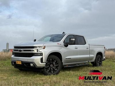 Zilver Occasion 2022 Chevrolet Silverado Van | € 52.855