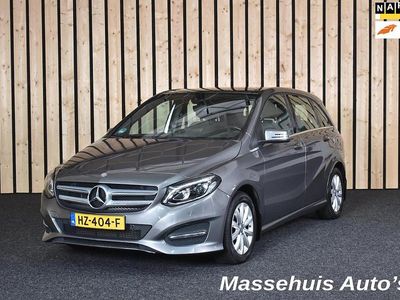 Grijs Occasion 2016 Mercedes B180 Ambition MPV | € 16.950 (Eerlijke prijs)