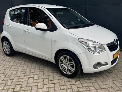 Wit Gebruikt 2009 Opel Agila Essentia Hatchback | € 2.945 (Eerlijke prijs)