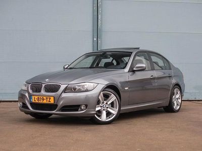 Grijs Occasion 2010 BMW 318 Executive Sedan | € 9.995