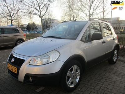 Occasion Fiat Sedici Young 107 PK (78 kW) 2010 Grijs (metallic) SUV