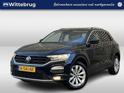 Zwart Gebruikt 2021 VW T-Roc Style SUV | € 18.450 (Goede deal)