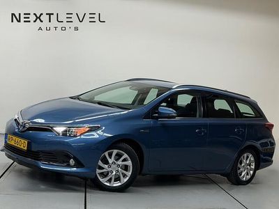 Blauw Occasion 2018 Toyota Auris Touring Sports Stationwagen | € 14.950 (Eerlijke prijs)