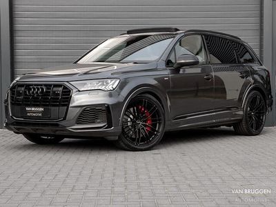 Grijs Occasion 2021 Audi Q7 Competition SUV | € 67.990 (Eerlijke prijs)