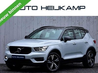 Grijs (metallic) Occasion 2020 Volvo XC40 R-Design SUV | € 27.950 (Goede deal)