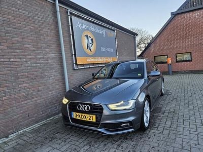 Grijs Gebruikt 2013 Audi A4 S-Line Stationwagen | € 7.445 (Iets duurder)