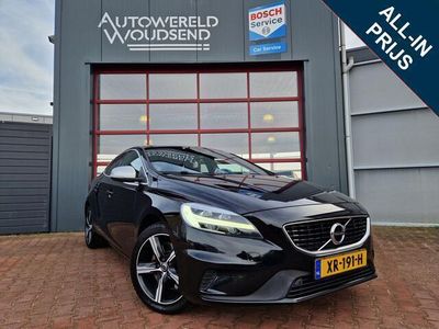 tweedehands Volvo V40 1.5 T3 Polar+ Sport 12 MND BOVAG GAR | PANO | NAVI | HALFLEER | R-DESIGN | CAMERA